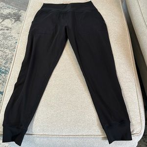 Kinesis, size Medium Joggers